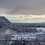 Jaegerhotel Szálloda
