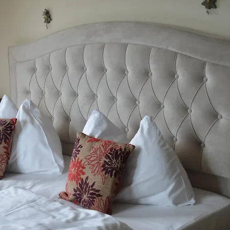 Отель Jaegerhotel Анненхайм