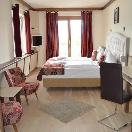 Jaegerhotel 3*