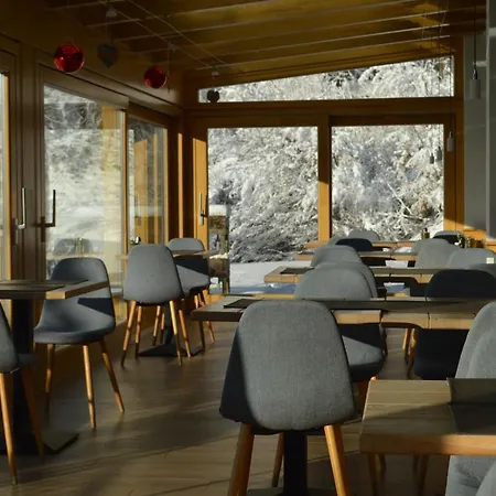 Jaegerhotel Отель