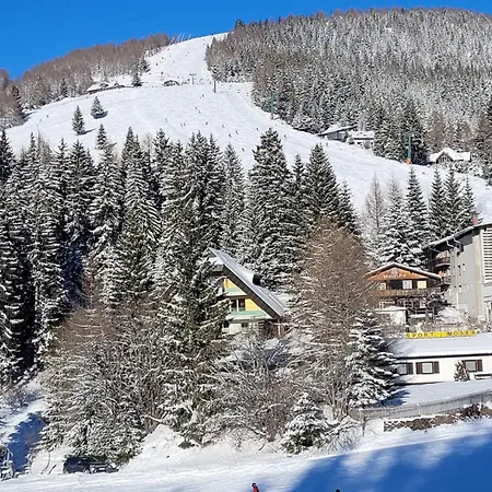 Jägerhotel 3*