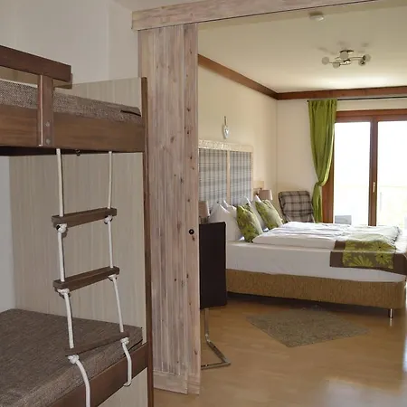 Jaegerhotel 호텔