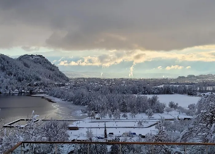 Jaegerhotel Szálloda