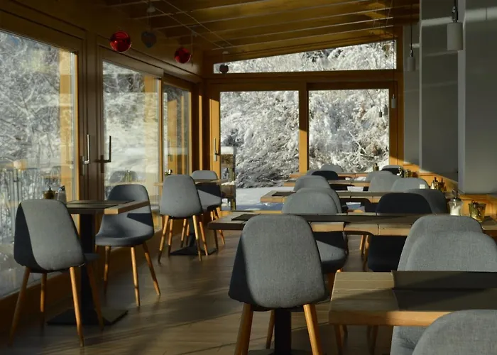 Jaegerhotel Szálloda